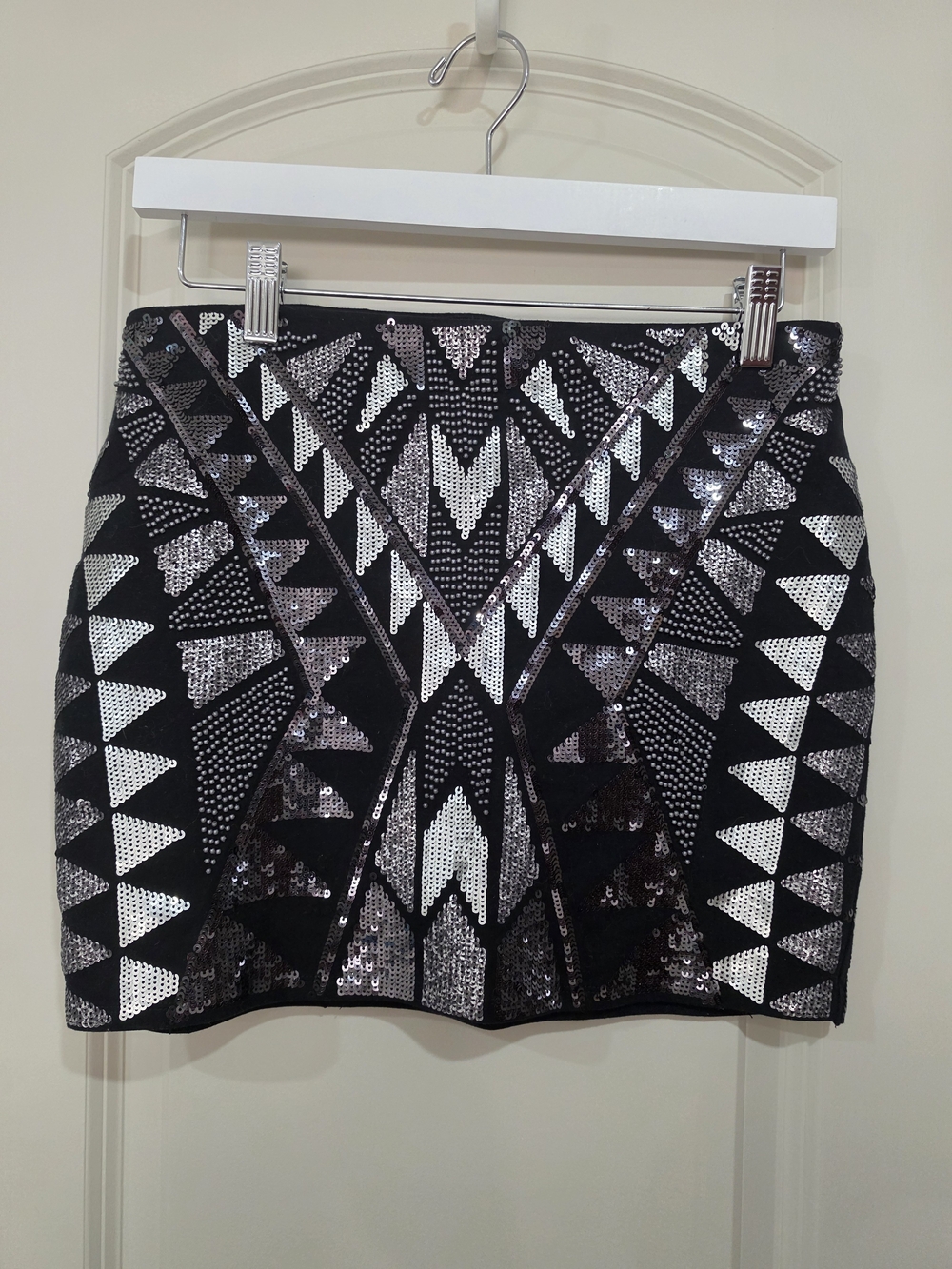 Express Aztec Black And Silver Sequin Mini Skirt  XS NWOT